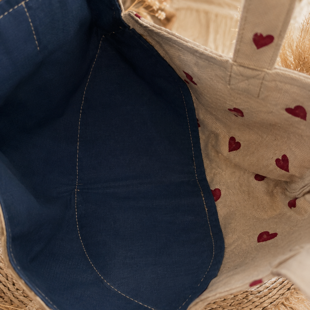 Unikat - Handgefertigte Tasche "Herzen trifft Jeans"